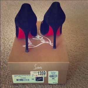 🌟MAKE AN OFFER🌟 Christian Louboutin 39EU/9US